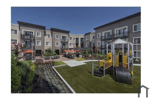 2BR/2BA Apartment on Montecito Vista Dr · San Jose photo 5