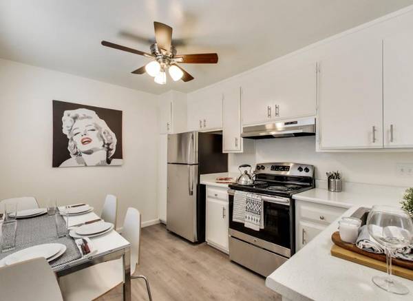 Apartments on E Tabor Ave · Fairfield