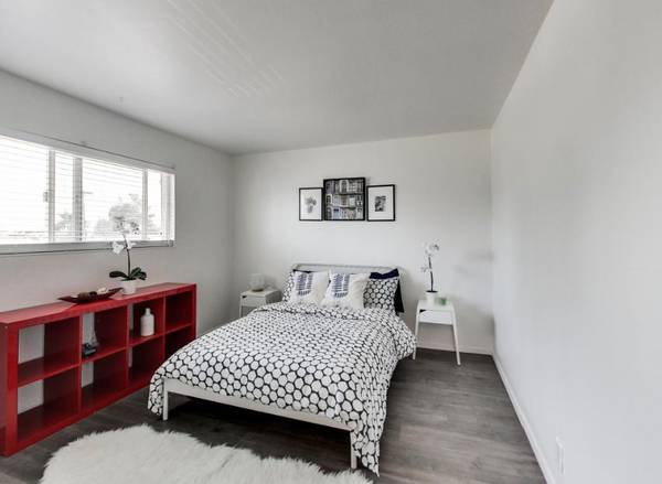 Apartments on E Tabor Ave · Fairfield photo 5