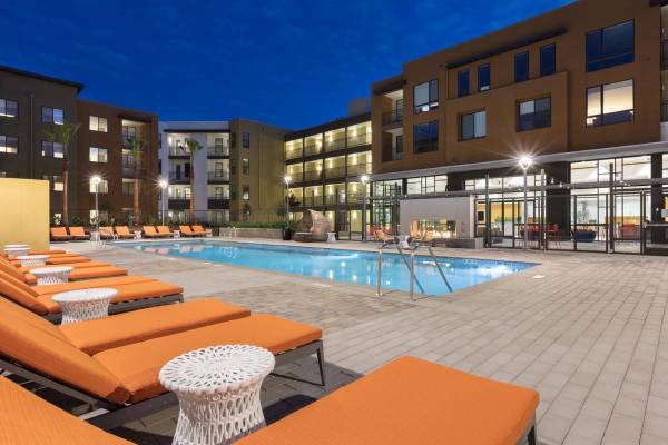 Apartments on West El Camino Real · Sunnyvale photo 4
