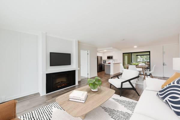 Apartments on Shorepoint Ct · Alameda photo 4