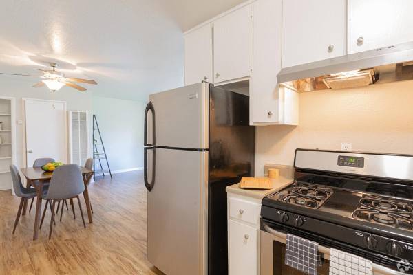 Apartments on 1/2 W K St · Port Costa