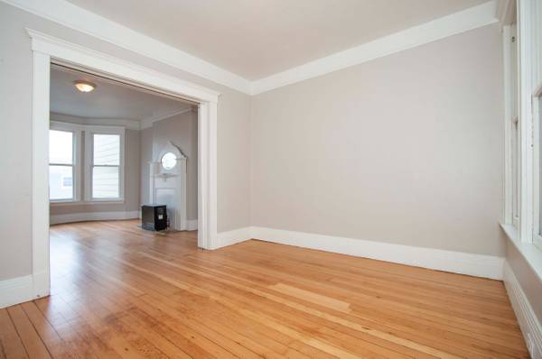 3BR/2BA Flat · San Francisco photo 2