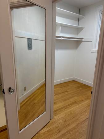 0BR/1BA Apartment · San Francisco photo 4