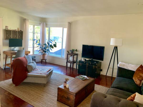 1BR/1BA Apartment · Oakland photo 2