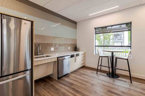 Apartments on Park Lake Cir · Walnut Creek