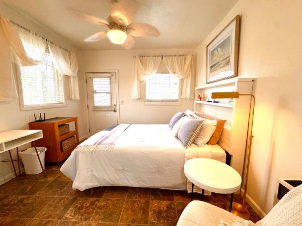 0BR/1BA In Law Adu on Pacheco Pass Hwy · Hollister photo 4
