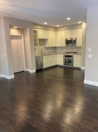 2BR/2BA Condo on Bair Island Rd · Redwood City photo 2