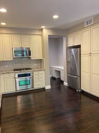 2BR/2BA Condo on Bair Island Rd · Redwood City photo 5
