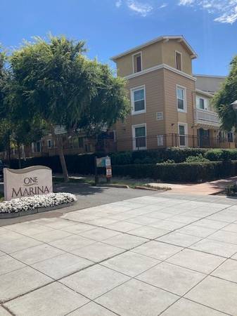 2BR/2BA Condo on Bair Island Rd · Redwood City