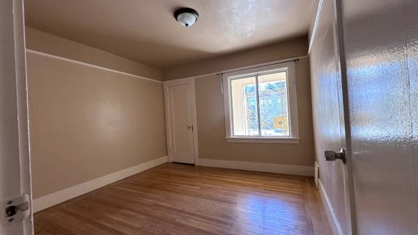 2BR/1BA House · Daly City photo 4