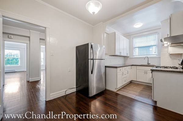 0BR/1BA Apartment on California St · San Francisco photo 5