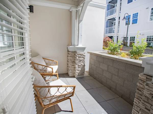 0BR/1BA Apartment on Bayswater Ave · San Mateo photo 2