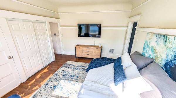 1BR/1BA Apartment on Haight St · San Francisco photo 4