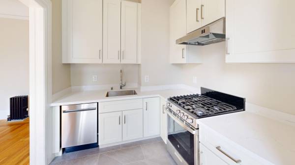 Apartments on Duboce Ave · San Francisco photo 5