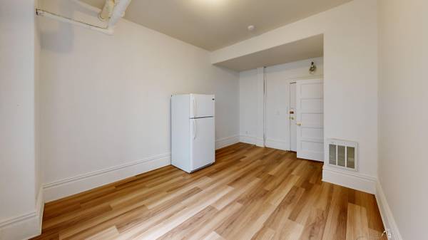 Apartments on Bush Street · San Francisco photo 3