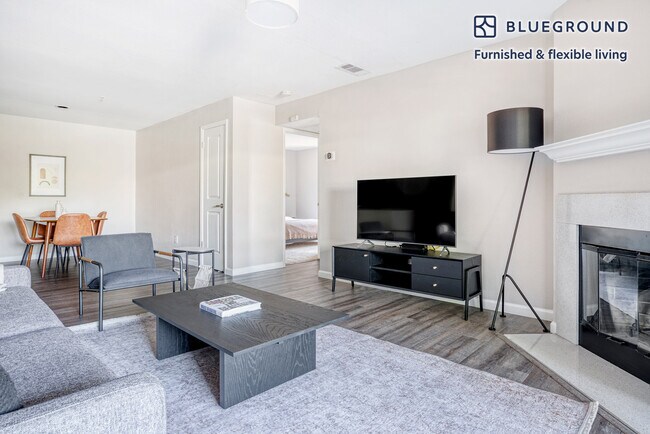 355 N Wolfe Rd Sunnyvale, CA 94085 photo 3