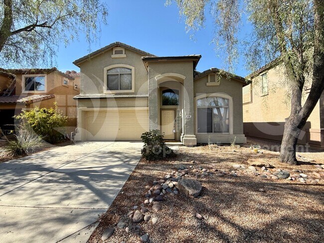 896 E Dragon Fly Rd Queen Creek, AZ 85143