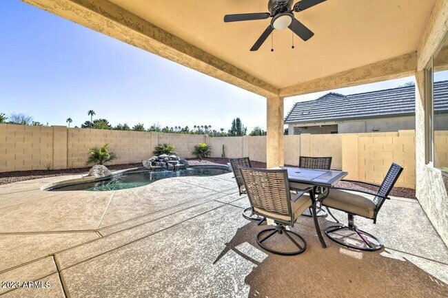 153 N Greenwood Mesa, AZ 85207 photo 2
