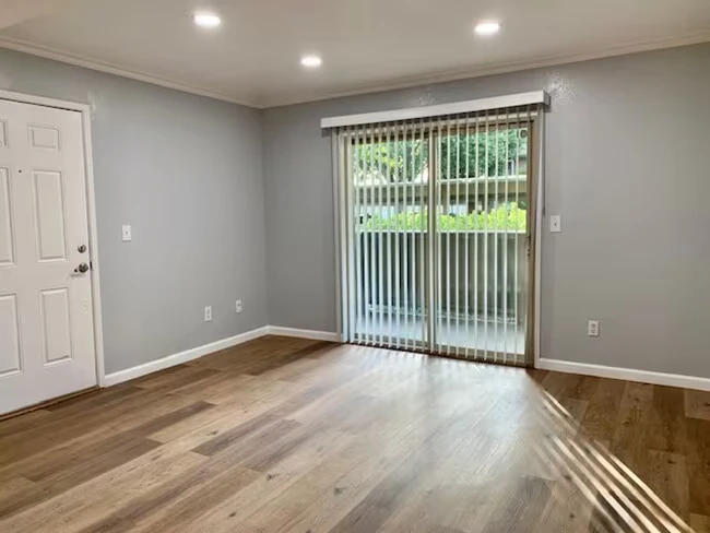 1163 Lakeview Cir Pittsburg, CA 94565 photo 3