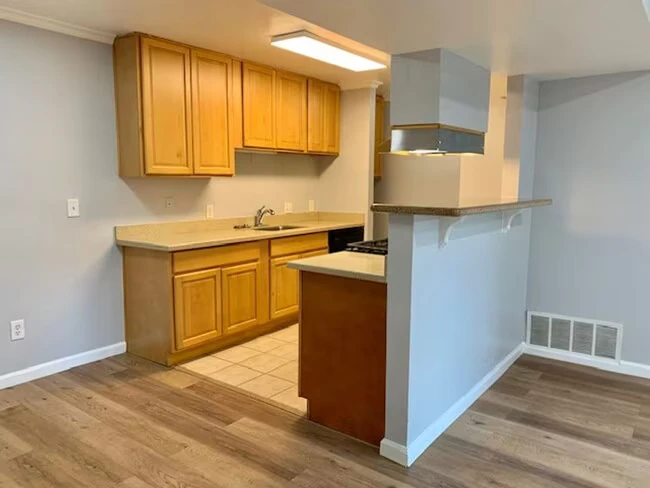 1163 Lakeview Cir Pittsburg, CA 94565 photo 4