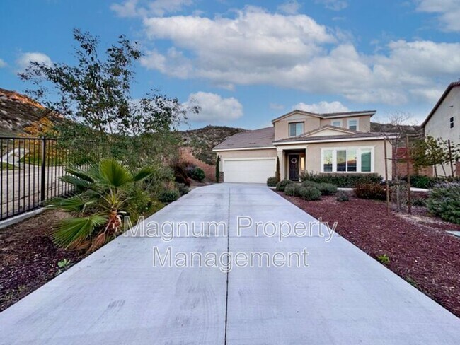 30411 Ridgecrest Rd Winchester, CA 92596 photo 2