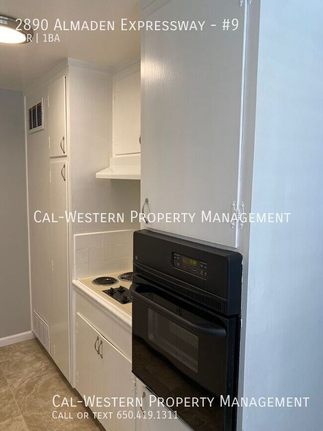 2890 Almaden Expy San Jose, CA 95125 photo 4
