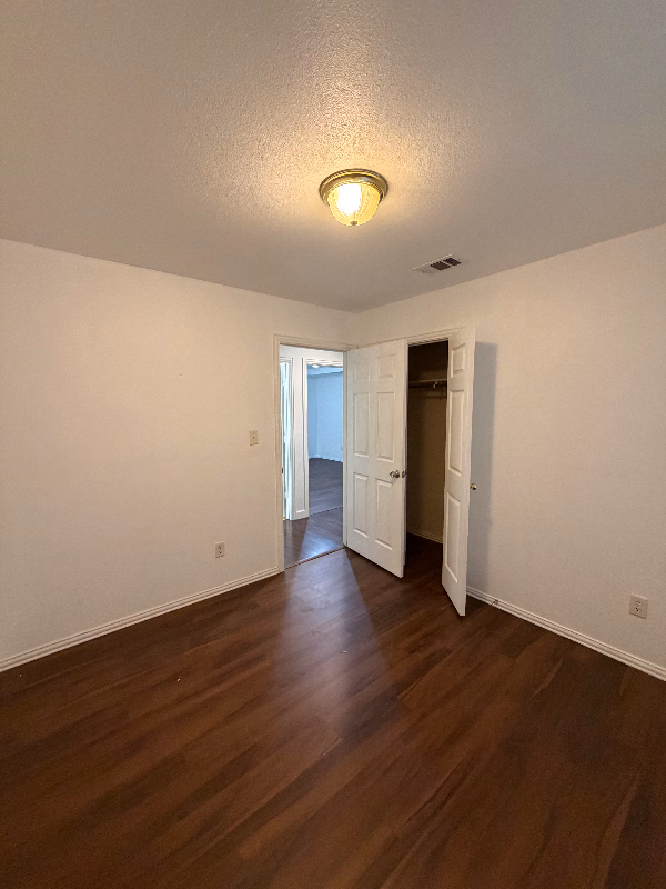 5244 Toro Bravo Dr Dallas, TX 75236 photo 4