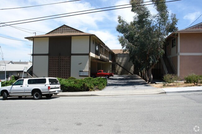901 Hill Street, Belmont, CA 94002 photo 2