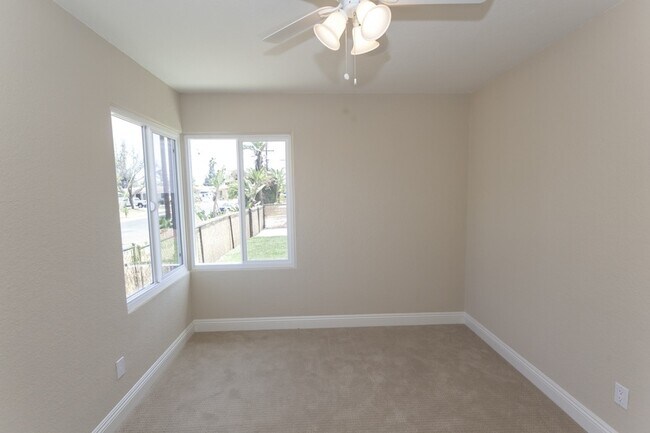 6467 Richard St San Diego, CA 92115 photo 5