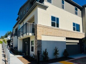 12078 Aden Wy San Diego, CA 92128 photo 2