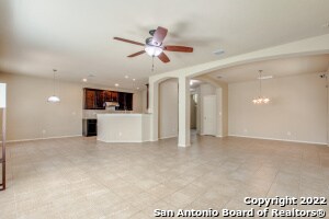 426 Tequila Ranch San Antonio, TX 78245 photo 2