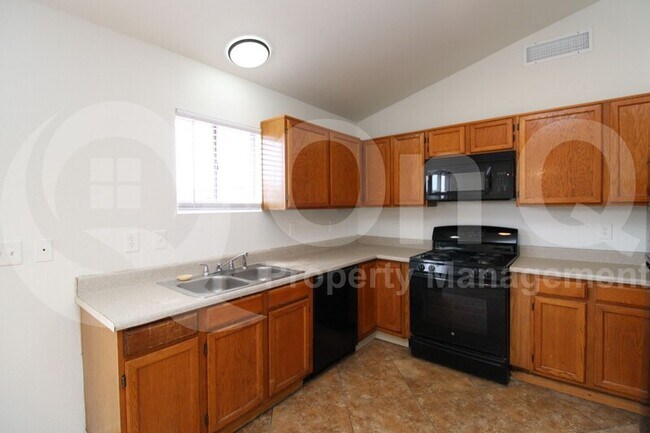 1224 E Huntington Dr Phoenix, AZ 85040 photo 5