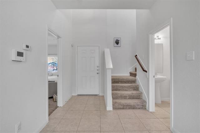 1209 Juniper photo 3