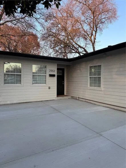 2553 Wicker Ave Dallas, TX 75234 photo 3