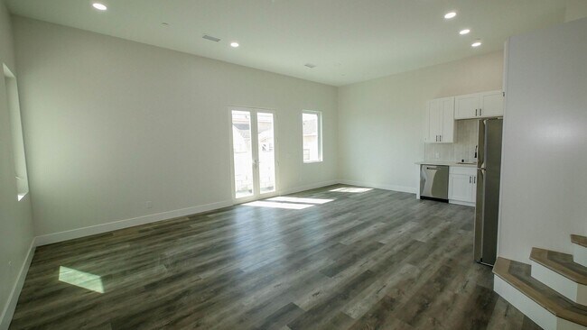 5535-5539 Potomac St San Diego, CA 92139 photo 4