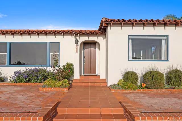 1816 S Pacific St Oceanside, CA 92054 photo 3