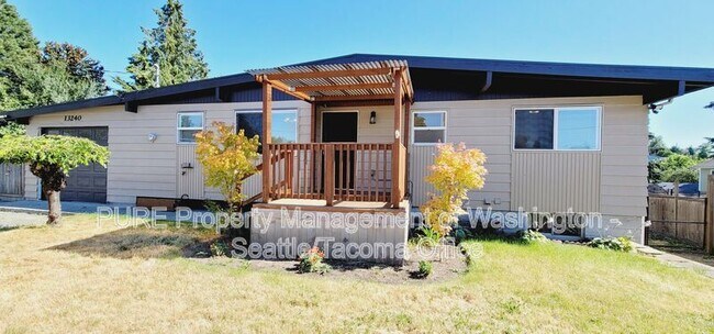 13240 22nd Ave S photo 2