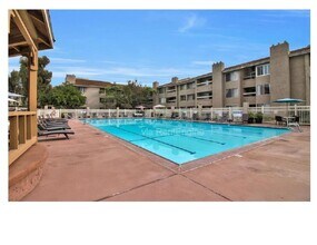 10400 Caminito Cuervo San Diego, CA 92108 photo 3