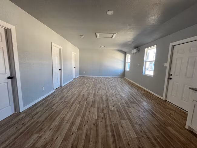 2630 Observation Dr San Antonio, TX 78227 photo 5