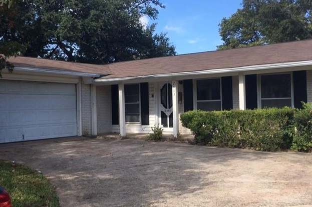 2413 Sussex Dr Garland, TX 75041 photo 5