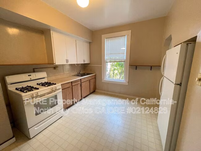 29-39 27th Street photo 4
