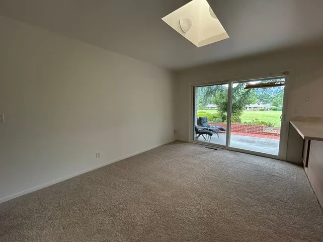 7588 Oak Leaf Dr Santa Rosa, CA 95409 photo 5