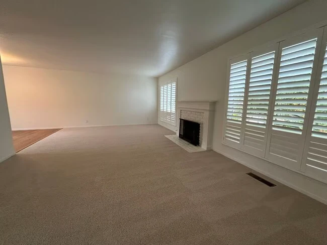 7588 Oak Leaf Dr Santa Rosa, CA 95409 photo 3