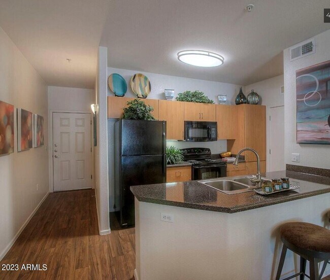 110 W Bell Rd Phoenix, AZ 85023 photo 5