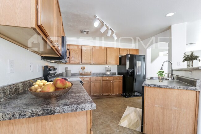 22342 W Shadow Dr Buckeye, AZ 85326 photo 4