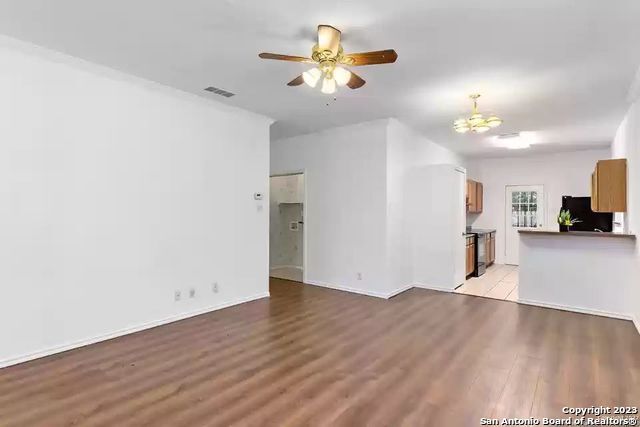 4698 Swann Ln San Antonio, TX 78219 photo 5