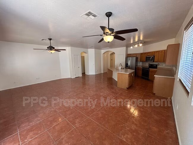 12407 N 149th Dr Surprise, AZ 85379 photo 4