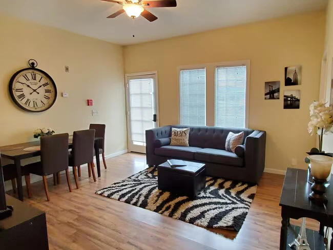 2148 The Alameda San Jose, CA 95126 photo 3
