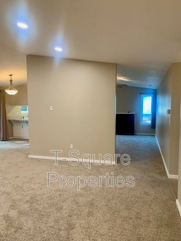 18114 145th Pl NE Woodinville, WA 98072 photo 4